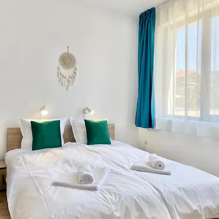 Central Seaview For 4 Guests Apartman Szveti Vlasz