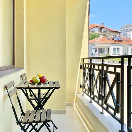 Central Seaview For 4 Guests * Szveti Vlasz