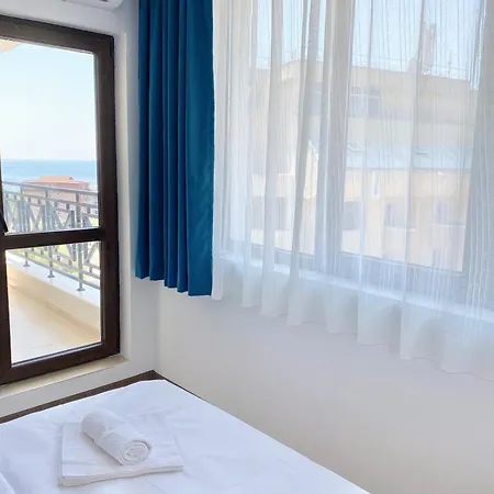 Apartman Central Seaview For 4 Guests Szveti Vlasz