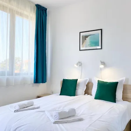 Central Seaview For 4 Guests Apartman