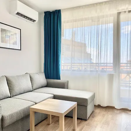 Central Seaview For 4 Guests Apartman
