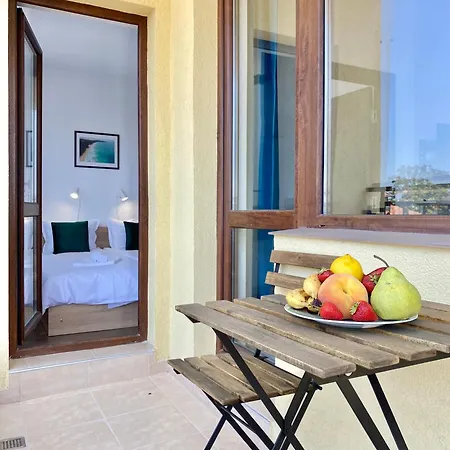 Central Seaview For 4 Guests Apartman
